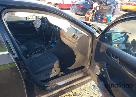 2014 Volkswagen Passat 2.0L Tdi Sel Premium from USA, damaged, VIN 1VWCN7A39EC094611